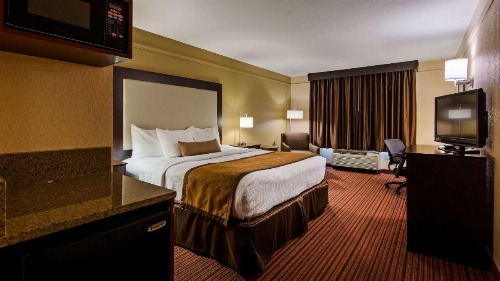 Best Western Plus Strawberry Inn & Suites image 14