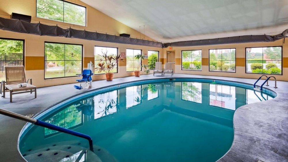 Best Western Plus Strawberry Inn & Suites Image 18